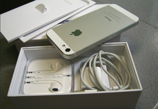 Ip5 white 16gb world fullbox trùng imei