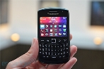 Trên tay BlackBerry Curve 9360 dáng mỏng