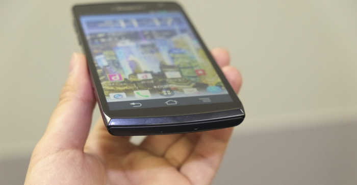 Fujitsu Arrows F-02E