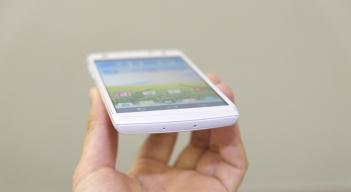 Fujitsu Arrows F-02E