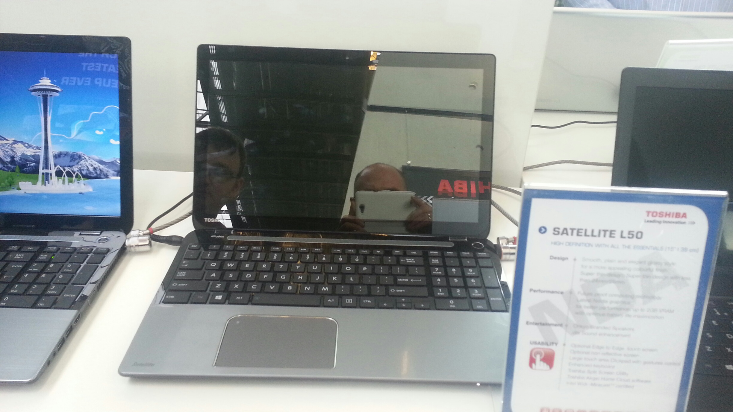 laptop toshiba mới