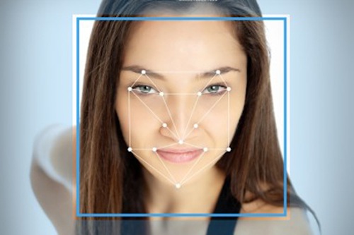 Đăng nhập thông qua nhận dạng khuôn mặt