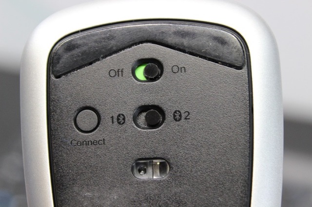 Cận cảnh chuột cảm ứng siêu mỏng mới của Logitech