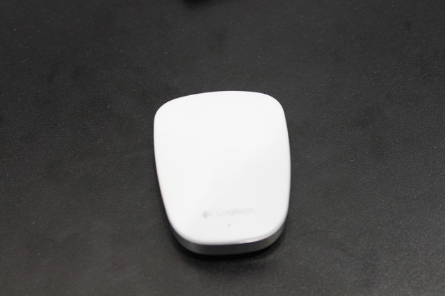 Cận cảnh chuột cảm ứng siêu mỏng mới của Logitech