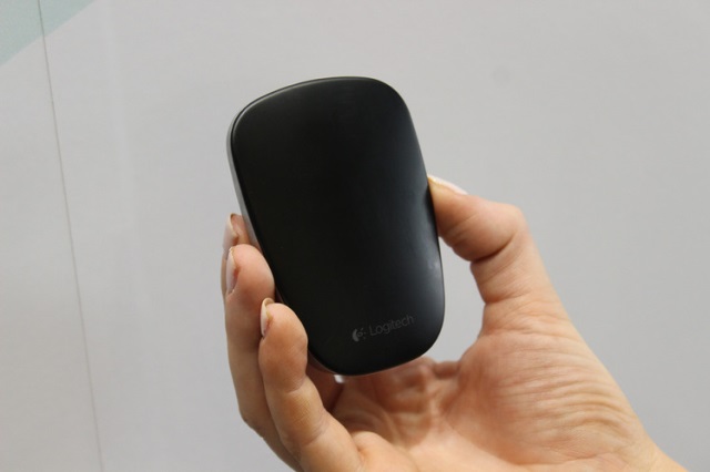 Cận cảnh chuột cảm ứng siêu mỏng mới của Logitech