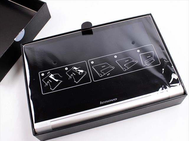 Lenovo Yoga Tablet 10 có giá bán quốc tế chỉ 299USD