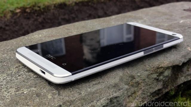 HTC One dual