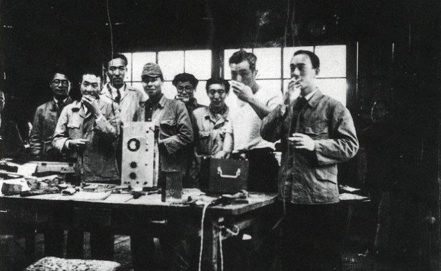 Sony, “người khổng lồ” ngủ quên