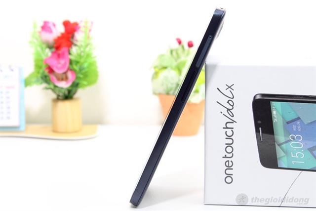 Nhưng bộ khung của máy lại được chế tác bằng hợp kim Titan