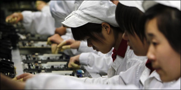 Dây chuyền sản xuất iPhone