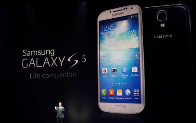 iPhone 6 và Galaxy S5