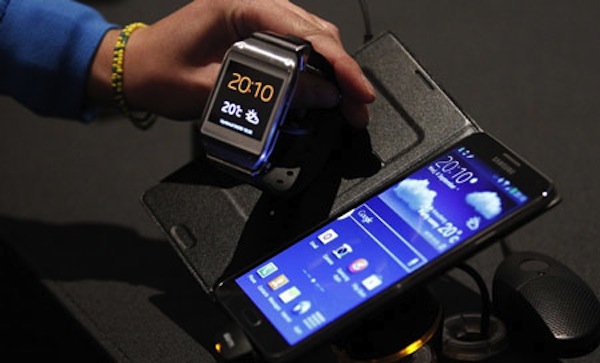 Bộ đôi Galaxy Gear và Galaxy Note 3