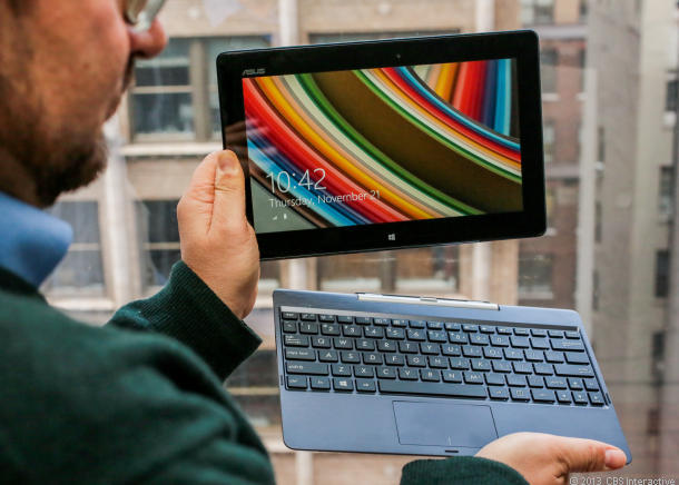 Bản lề giúp ghép nối 2 thiết bị lại với nhau không được chuyên nghiệp