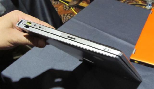 Hình ảnh trên tay Lenovo Miix 2 10 tại CES 2014 Hình ảnh trên tay Lenovo Miix 2 10 tại CES 2014