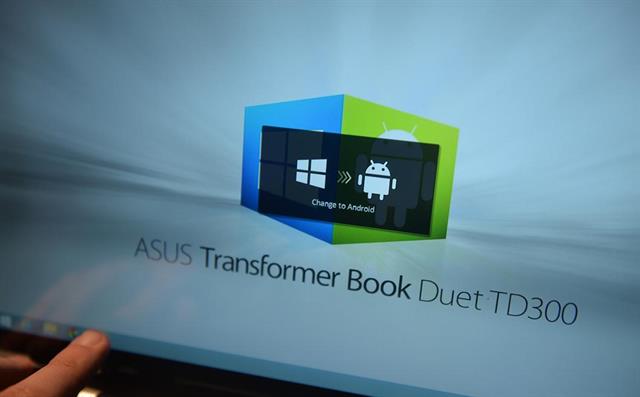 Cận cảnh Asus Transformer Book Duet tại CES 2014