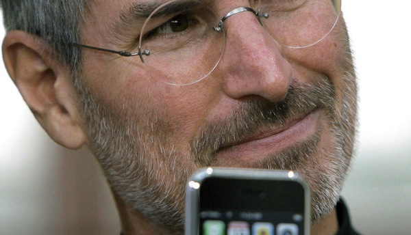 Huyền thoại công nghệ Steve Jobs và iPhone