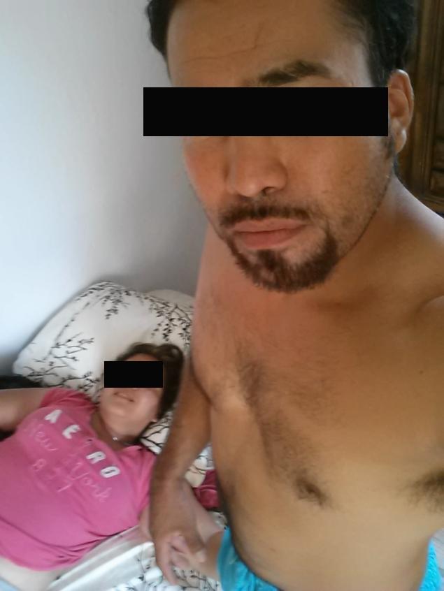 Những bức ảnh nhạy cảm của vợ chồng tên trộm