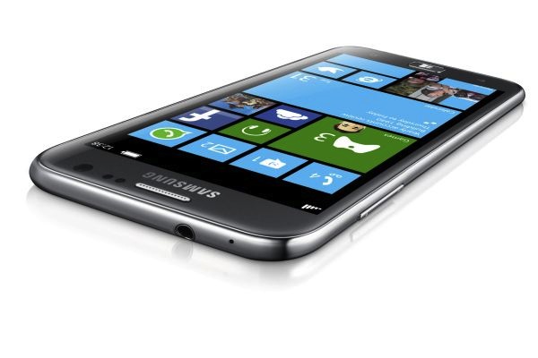 Samsung SM- W750V sẽ giúp Samsung quay lại thị trường Windows Phone