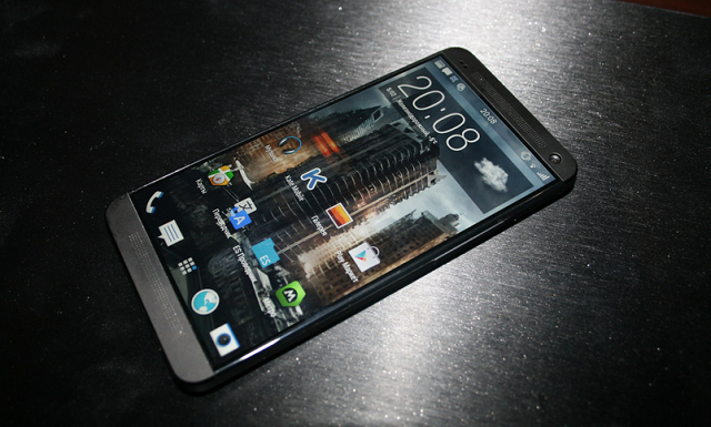 HTC One 2