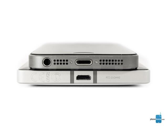 Khó phân biệt smartphone nào mỏng hơn bằng mắt thường
