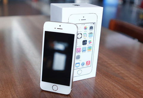 iPhone 5S thừa hưởng thiết kế đẹp và sang trọng của Apple