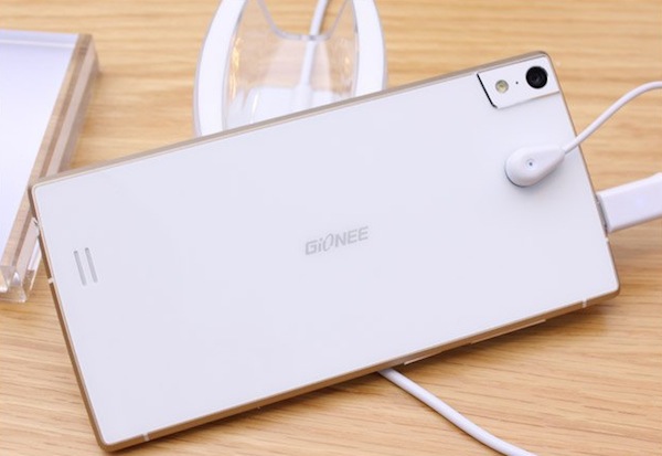 Thân hình siêu mỏng