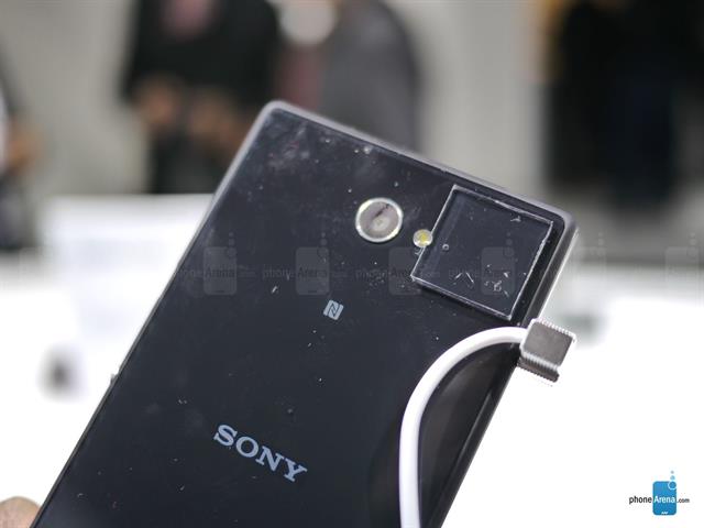 Camera 8Mp với nhiều tính năng tuyệt vời