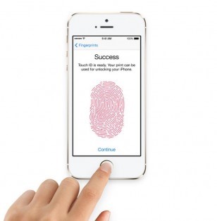 Băn khoăn cảm biến vân tay của Galaxy S5 iphone