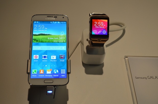 Bàn trải nghiệm Samsung Galaxy S5