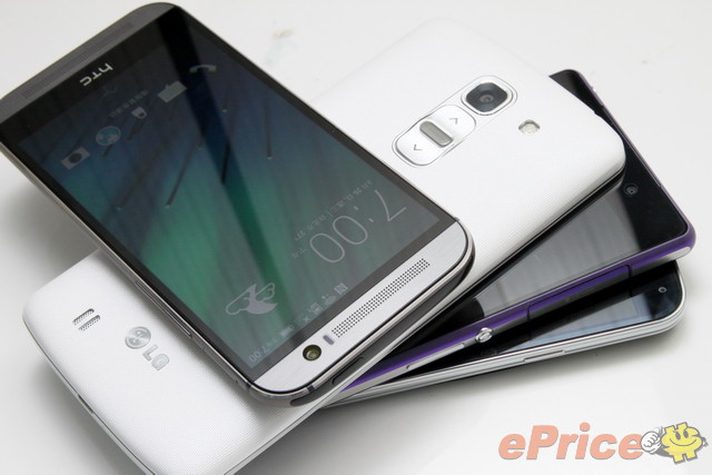 Galaxy S5, G Pro 2, Xperia Z2 và One M8 đọ ngoại hình
