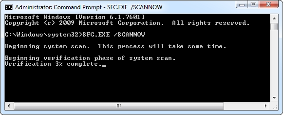 Rồi sau đó gõ lệnh SFC.EXE /SCANNOW để hệ thống tìm kiếm và khắc phục sự cố