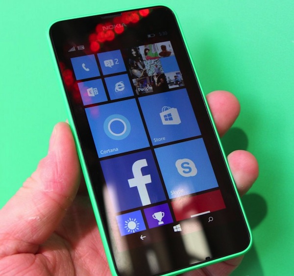 Mặt trước Lumia 635