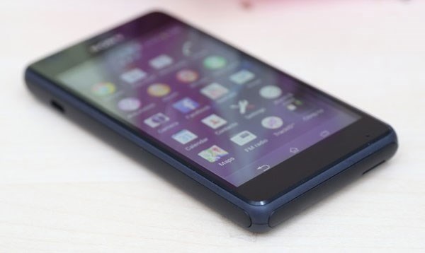 Xperia E1 sẽ được bán với giá 3.190.000 đồng
