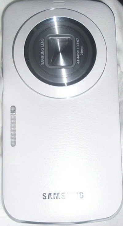 Ảnh rò rỉ của Galaxy K Zoom