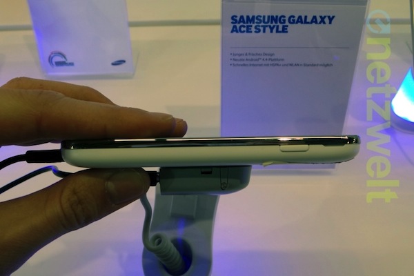 Thiết kế truyền thống của Samsung