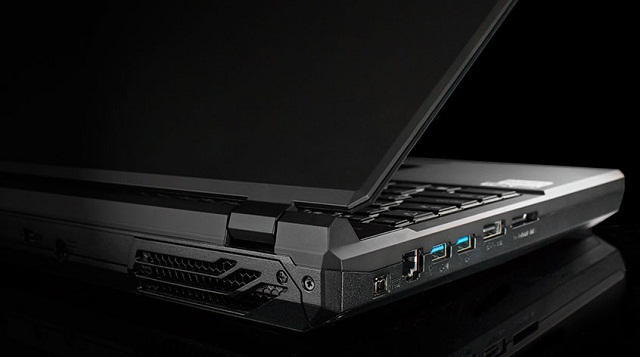 Digital_Storm_Lance_2