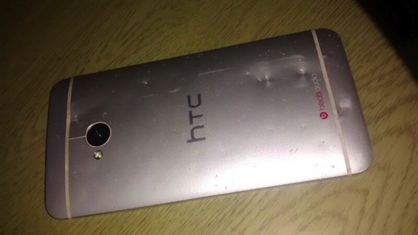 Thân hình bị móp méo