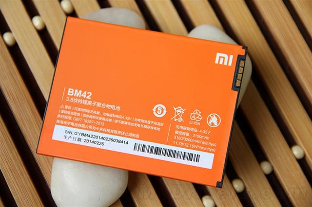 Thật thú vị khi thỏi pin cũng có thể tháo rời