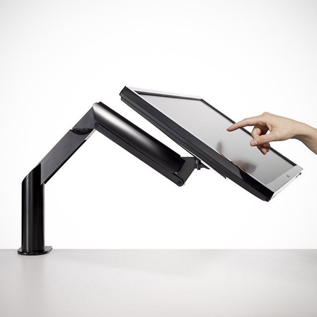 gia_do_man_hinh_Sapper_XYZ_Monitor_Arm