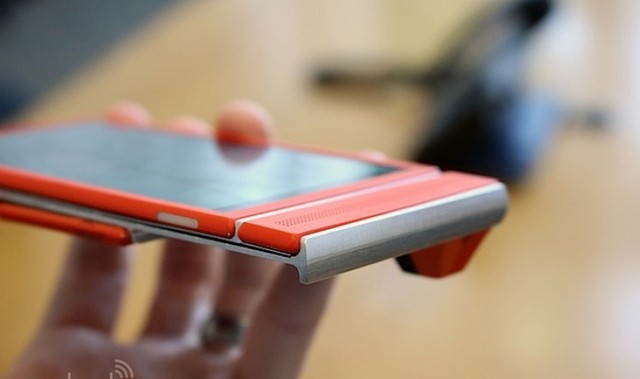 Bản nguyên mẫu điện thoại xếp hình