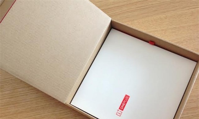 Siêu smartphone OnePlus One lần đầu lộ ảnh “khỏa thân” Siêu smartphone OnePlus One lần đầu lộ ảnh “khỏa thân”