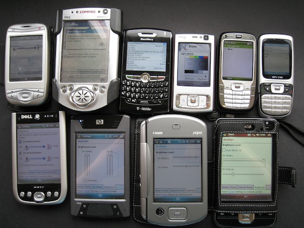 Những máy tính bỏ túi đầu tiên chạy Windows