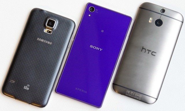 Đọ màn hình Xperia Z2, HTC One M8 và Galaxy S5 Đọ màn hình Xperia Z2, HTC One M8 và Galaxy S5