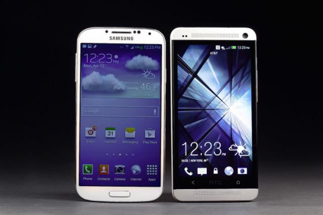 Galaxy S4 đã dành chiến thắng với HTC One