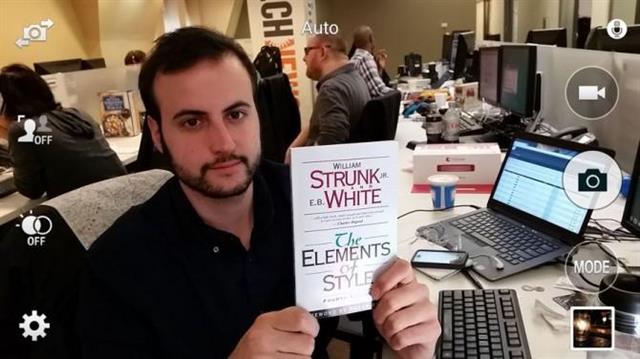 Bước 1: Mở ứng dụng Camera