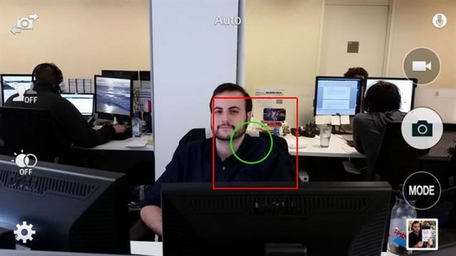 Tập trung vào một đối tượng ở cách bạn khoảng 0,5m