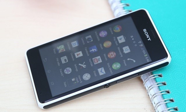 Xperia E1 có thiết kế khá đẹp