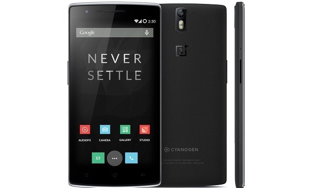 Đập vỡ điện thoại cũ để sở hữu siêu phẩm OnePlus One với giá 1 USD Đập vỡ điện thoại cũ để sở hữu siêu phẩm OnePlus One với giá 1 USD