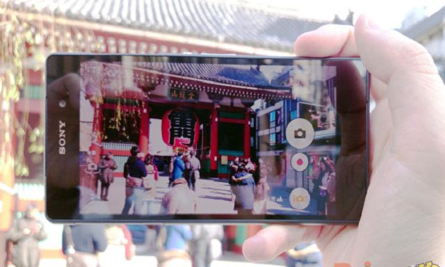 Xperia Z2 được trang bị cảm biến hình ảnh Exmor RS cỡ lớn 1/2,3” 20.7 MP cho di động