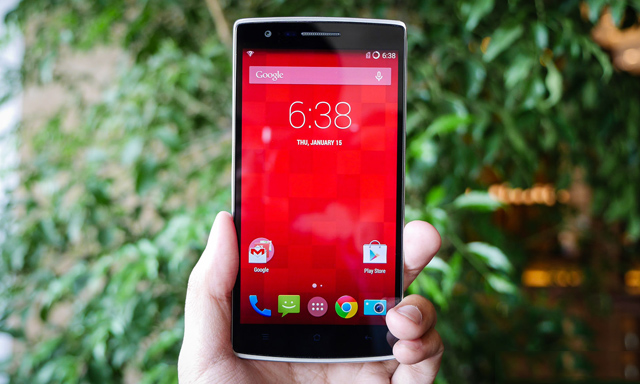 OnePlus One đã tạo được nét riêng trong thiết kế